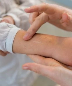 Flash-uitverkoop 🌟 Drs. Leenarts Drs Leenarts Droge Huid Zalf - Huidverzorging - Eczeem - Vitamine E - Zalf - Parfumvrij - 100ml 🛒 -Oral-B Shop 550x366 25