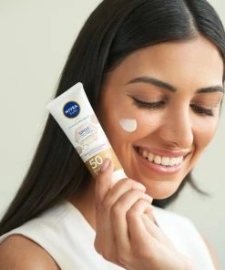 Aanbiedingen 😍 NIVEA SUN Luminous Gezicht Zonnebrand Anti-Pigment - SPF50 40 Ml 💯 -Oral-B Shop 550x687 1