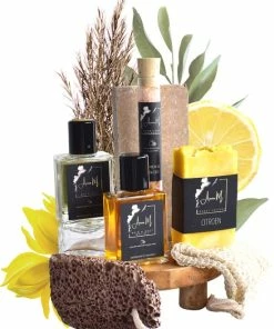 Begroting 🛒 Anna-M Geschenkset Vrouwen XL - Olijfzeep Citroen - Zeepschaaltje - Scrub Zeepzakje - Kerstpakket - Sinterklaas - Badolie - Olie Haar & Huid - Massage Olie - Vegan - Giftset Vrouw - Kado Moeder, Vriendin, Oma, Mama - Geschenkdoos Vrouw - Giftbox 🔔