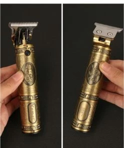 Goedkoop 🔥 Kemei KM-700B - Luxe Tondeuse - Professionele Trimmer - Groomer - Scheerapparaat - Baardtrimmer - Precisietrimmer - Haarstyling - Haartrimmer - Goudkleurig - Draadloos - USB Opladen - Inclusief 3 Opzetkammen & Olieflesje 🔥 -Oral-B Shop 550x740