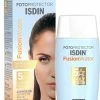 Aanbiedingen 🛒 ISDIN Fotoprotector Fusion Water SPF 50 Zonnebrandcrème Gezicht 50 Ml 🌟 -Oral-B Shop 550x763